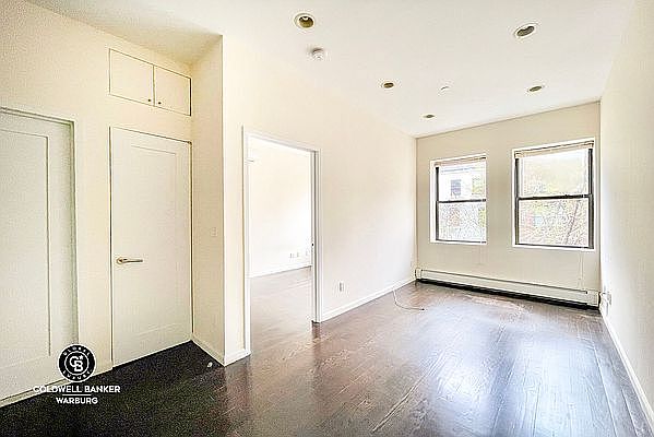1st image of 38 W 83rd St APT 3R