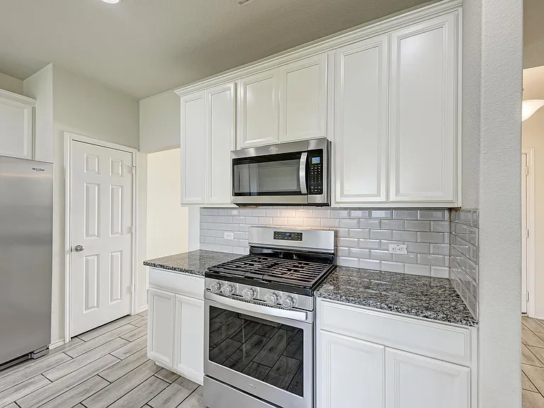 11809 Eragon Dr — Photo 14