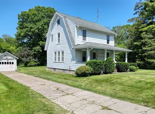 950 Bedford St, Whitman, MA 02382