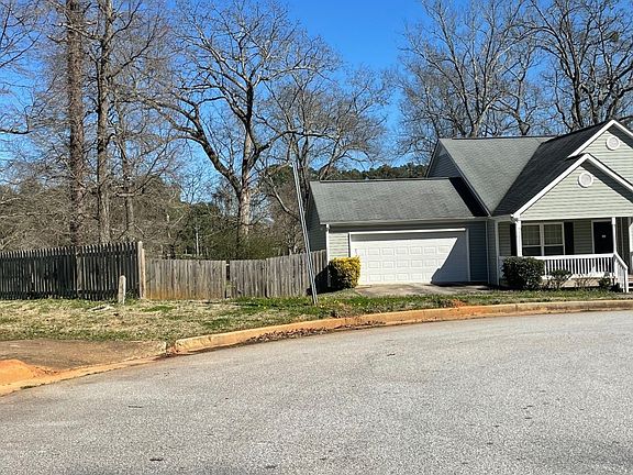 3rd image of 2302 Benji Blvd SE