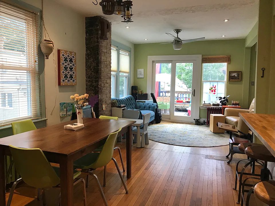 308 Allison St NW