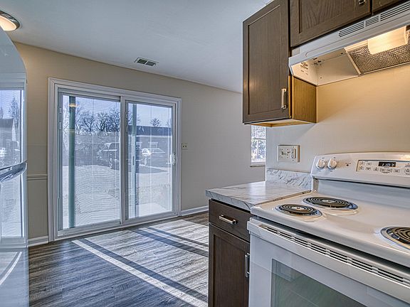 Kitchen & Dining Nook