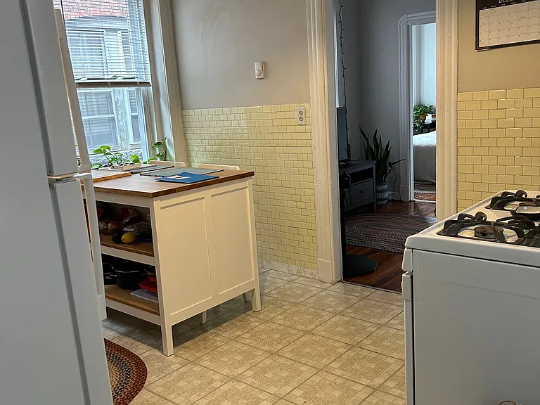 36 Charter St #5R — Photo 4
