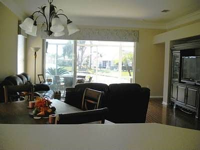 3rd image of 3365 Turnberry Dr