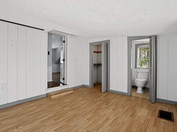 30th image of 514 Whippoorwill Ln