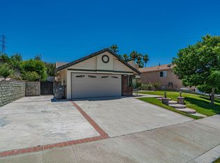 22514 Poplar St, Santa Clarita, CA 91390