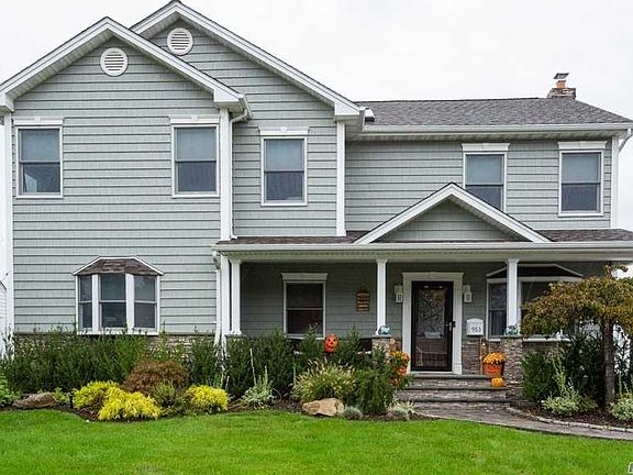 2nd image of 953 Brent Dr