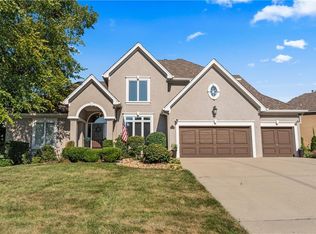 10020 N Revere Ct, Kansas City, MO 64154