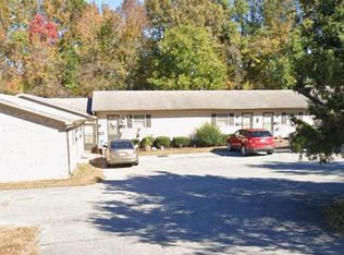 English St Apartments, Thomasville, NC 27360