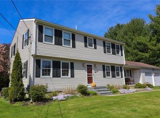 10 Barn Dr, Cumberland, RI 02864
