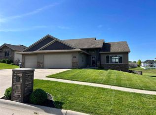 2113 Sheridan Dr, Norfolk, NE 68701