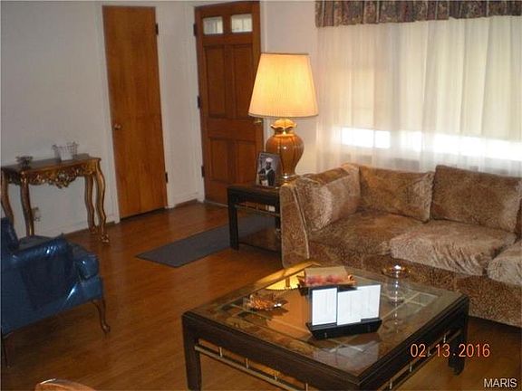 2nd image of 1301 Switzer Ave