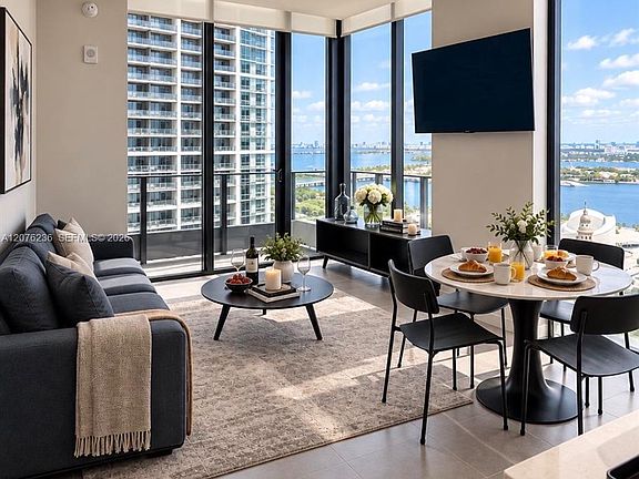 5th image of 121 NE 5th St #3712