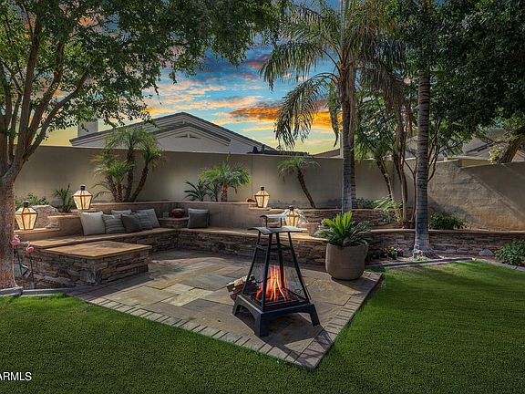 2nd image of 2037 E VALENCIA Drive