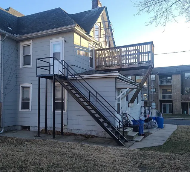 230 Broadway #C — Photo 8