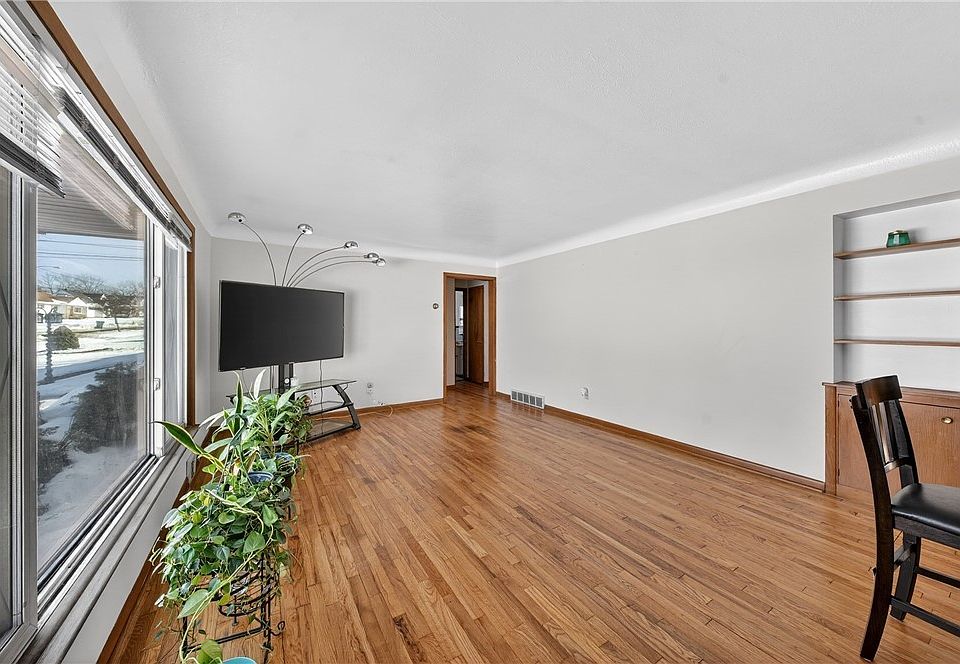 20648 Donny Brook Rd, Maple Heights, OH 44137 | Zillow