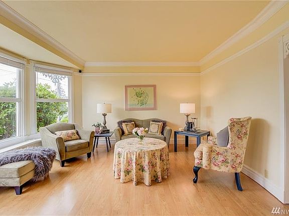 5th image of 447 Chenault Ave