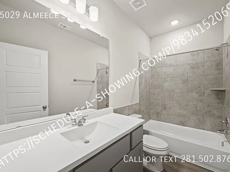 15029 Almeece St — Photo 9
