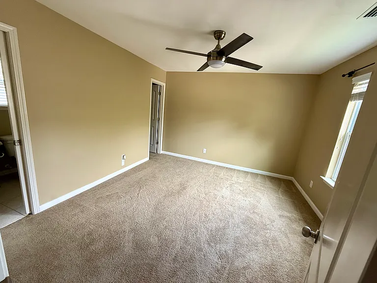 7007 McLothian Ln — Photo 58