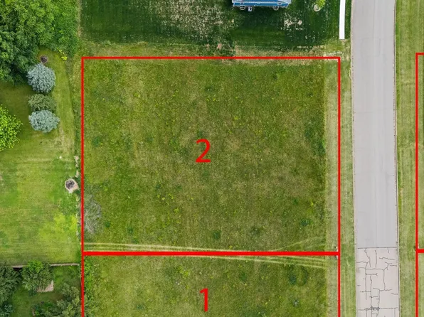104 Apache Way, Groveland, IL 61535