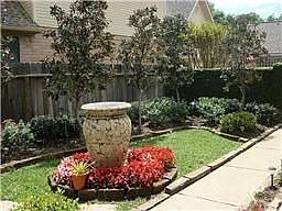 4th image of 6988 Oakwood Park