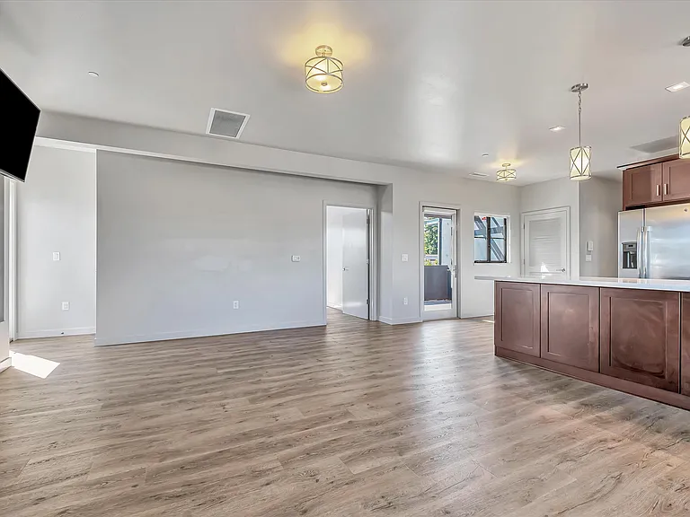Upscale Westside Living! Spacious 2BD/2BA Above Copal Restaurant — Photo 4