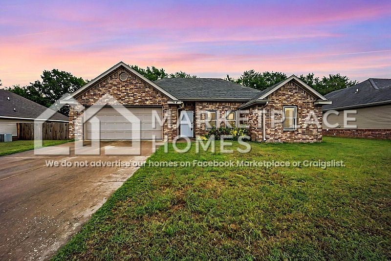1st image of 12520 Meadow Oaks Ln