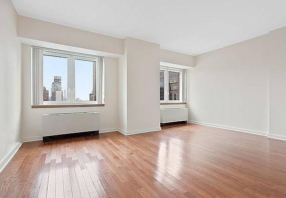 5th image of 425 5th Ave APT 40B