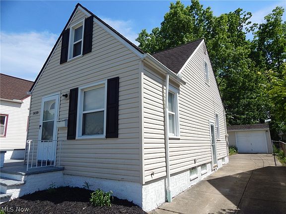 3rd image of 14118 Kennerdown Ave