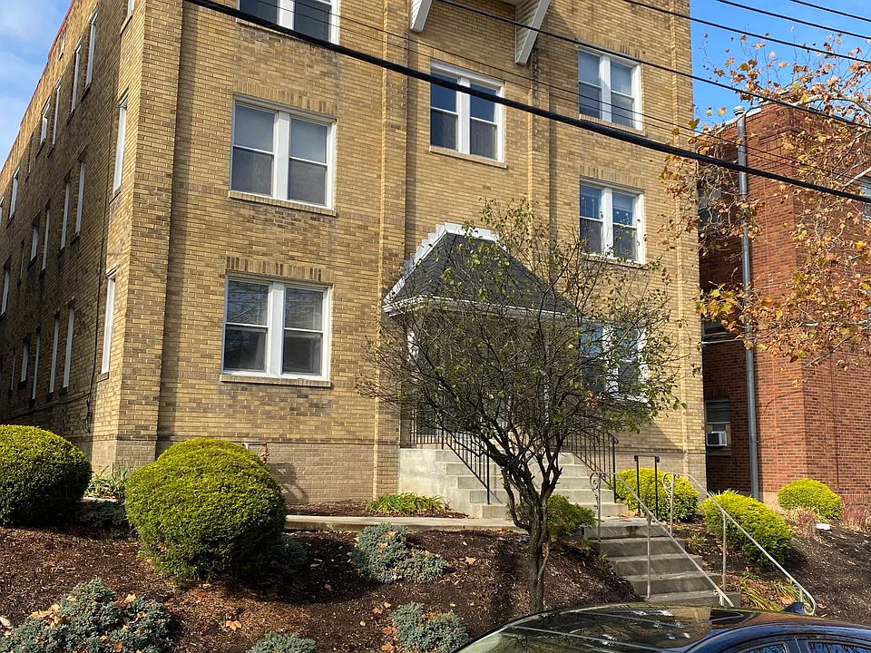 714 Roselawn Ave #6