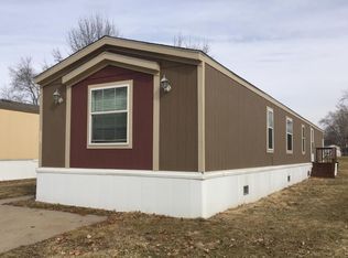 807 Gaslight Ln, Lincoln, NE 68521