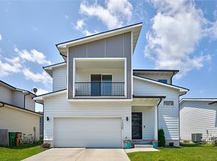 1402 NE Polk Dr, Grimes, IA 50111