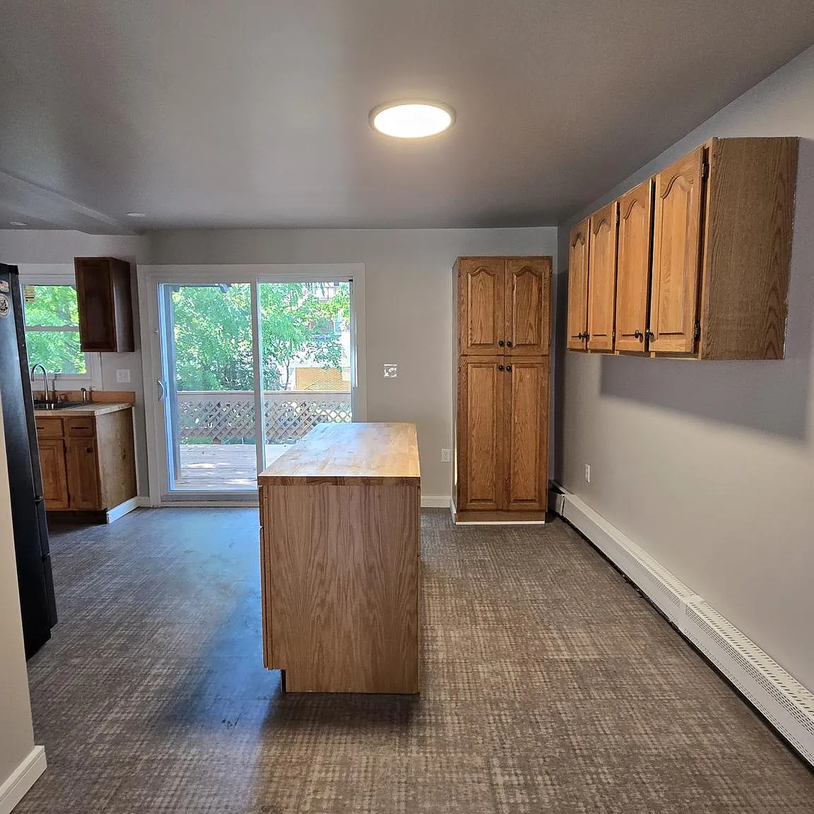 3 bed, 1.5 bath, $1,300 — Photo 4