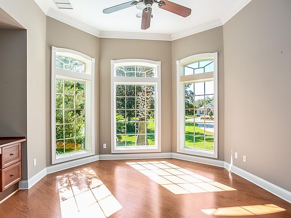 5th image of 109 Hickory Hill Dr