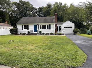 272 Silver Hill Ln, Stamford, CT 06905