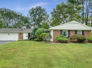 4 Indiancreek Rd, Matawan, NJ 07747