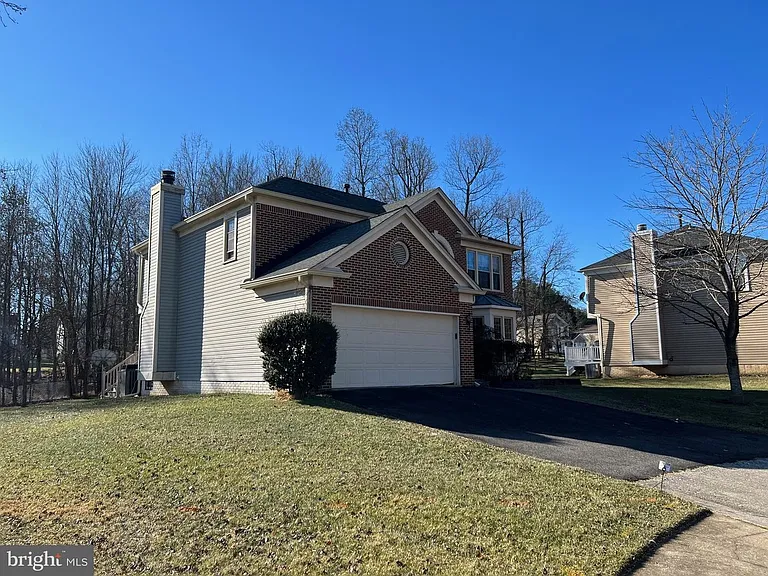 9803 Bridle Brook Dr — Photo 3