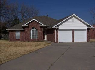 902 SW Choctaw St, Minco, OK 73059