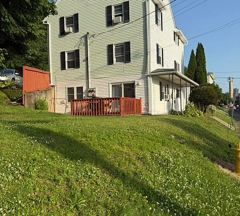 3rd image of 239 Porter Street #239