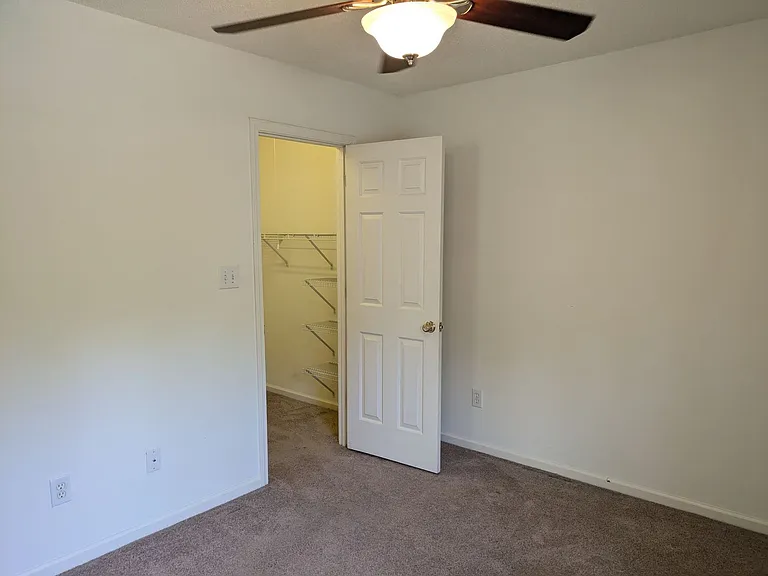 108 Bogey Ln — Photo 8