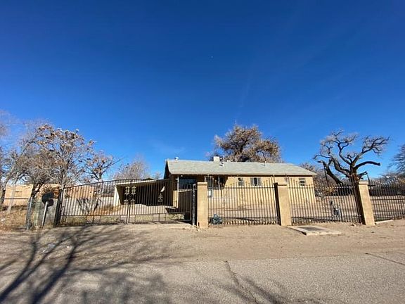 2nd image of 1729 Del Sur Dr SW #A