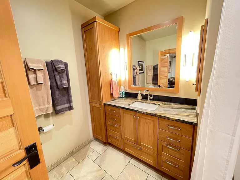 114 Granite St #2 — Photo 40
