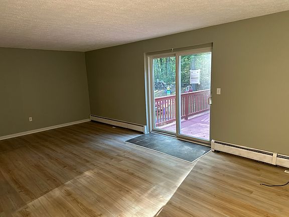 2nd image of 15 Strawberry Hill Rd #A