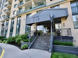 75 Ellen St #1102, Barrie, ON L4N7R6