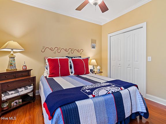 4th image of 216 Baroney Place Drive