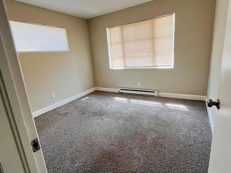 3261 University Pkwy #B — Photo 10