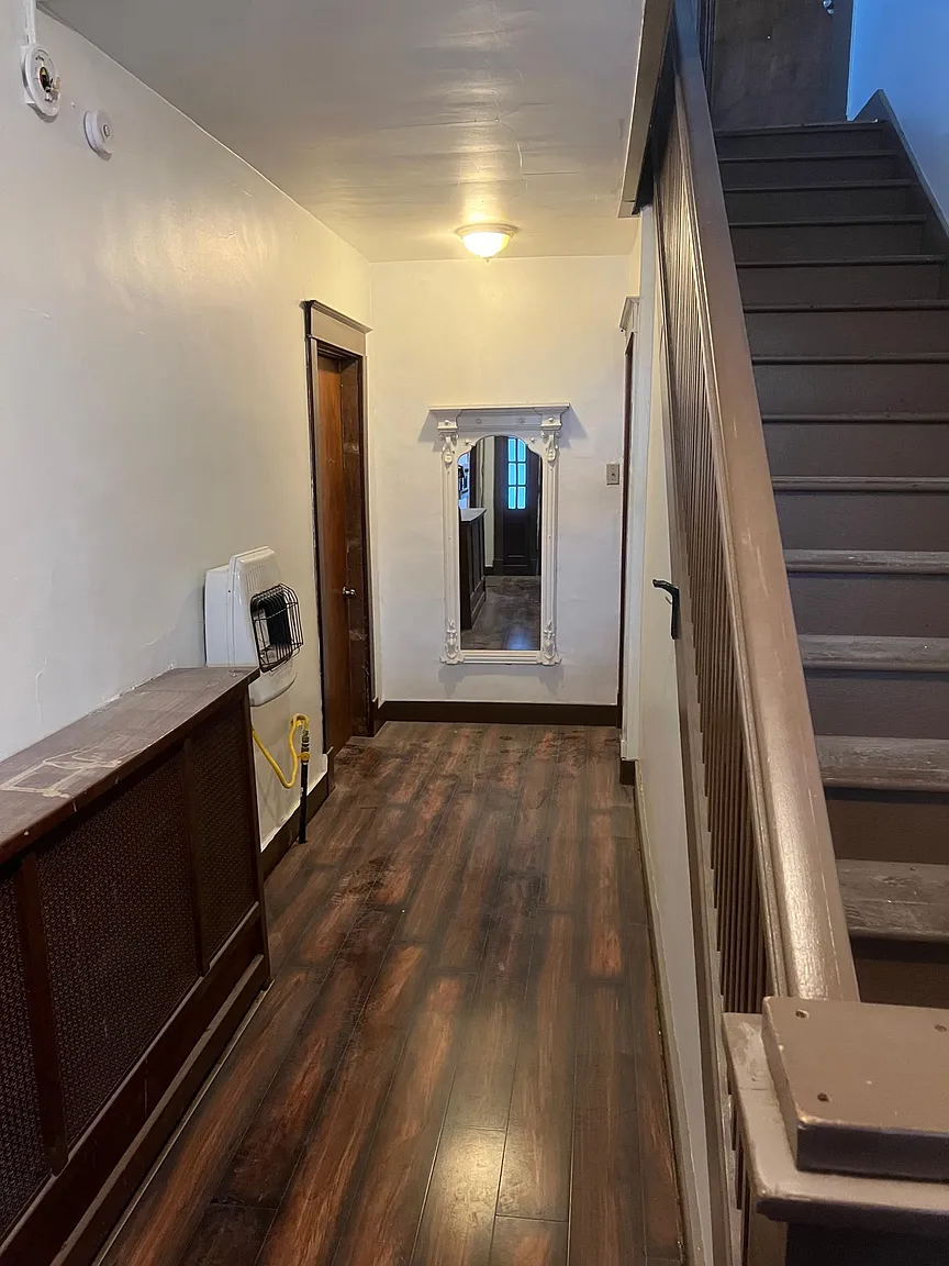2113 Lafayette Ave APT 4 photo 1