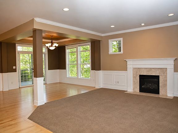 5th image of 1741 11th Ave NE