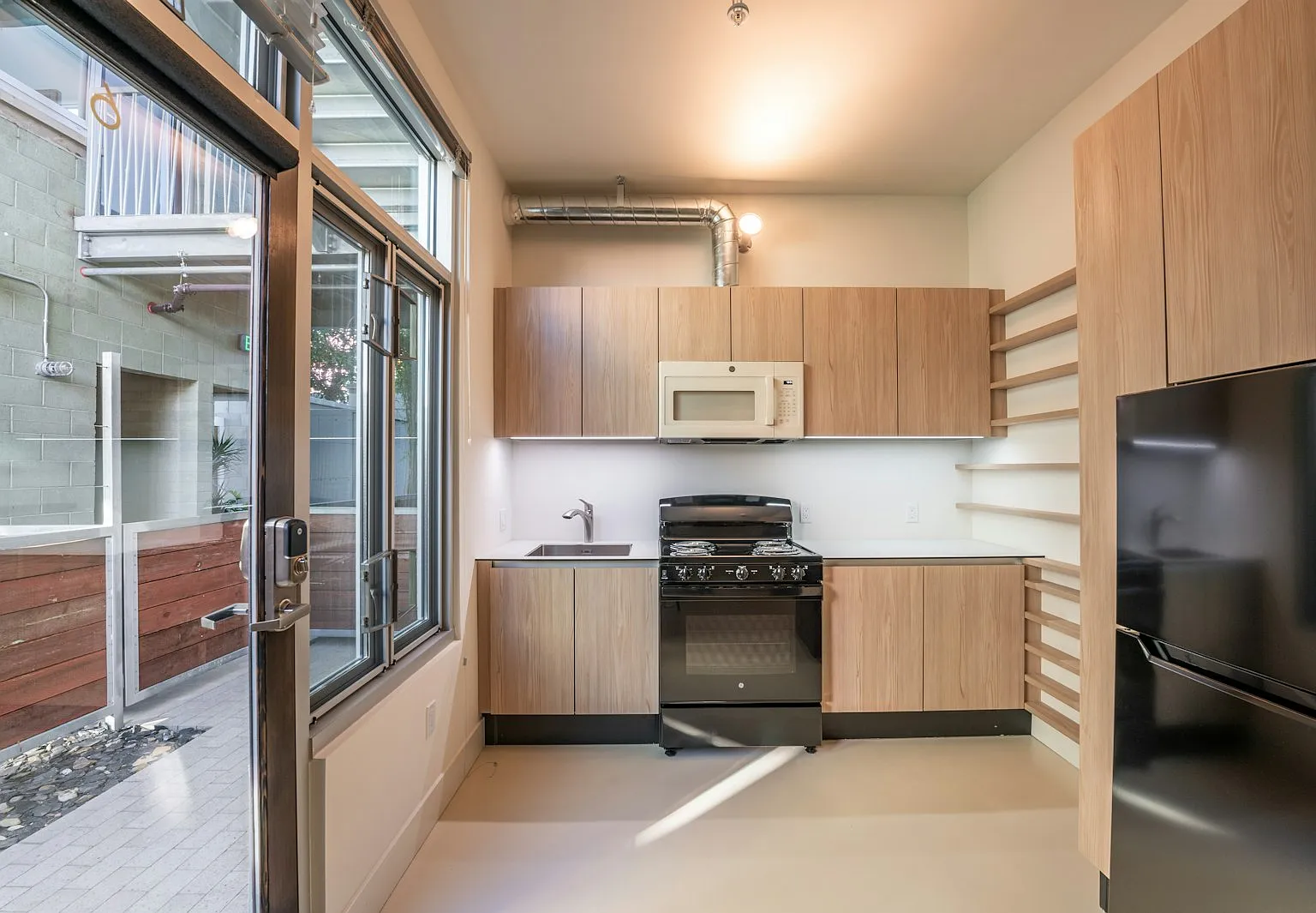 1932 Kearney Avenue, Unit 06 — Photo 3
