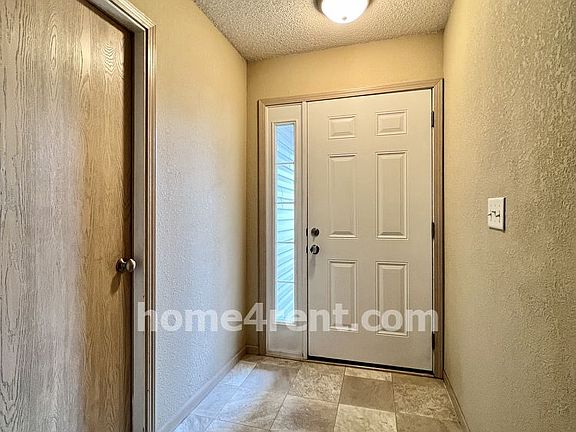 5th image of 10535 E 46th St
